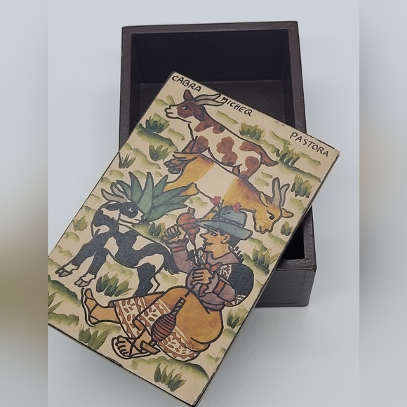 Folk Art Wooden Trinket Box Hand Painted Cabra Micheq Pastora - Picture 11 of 14